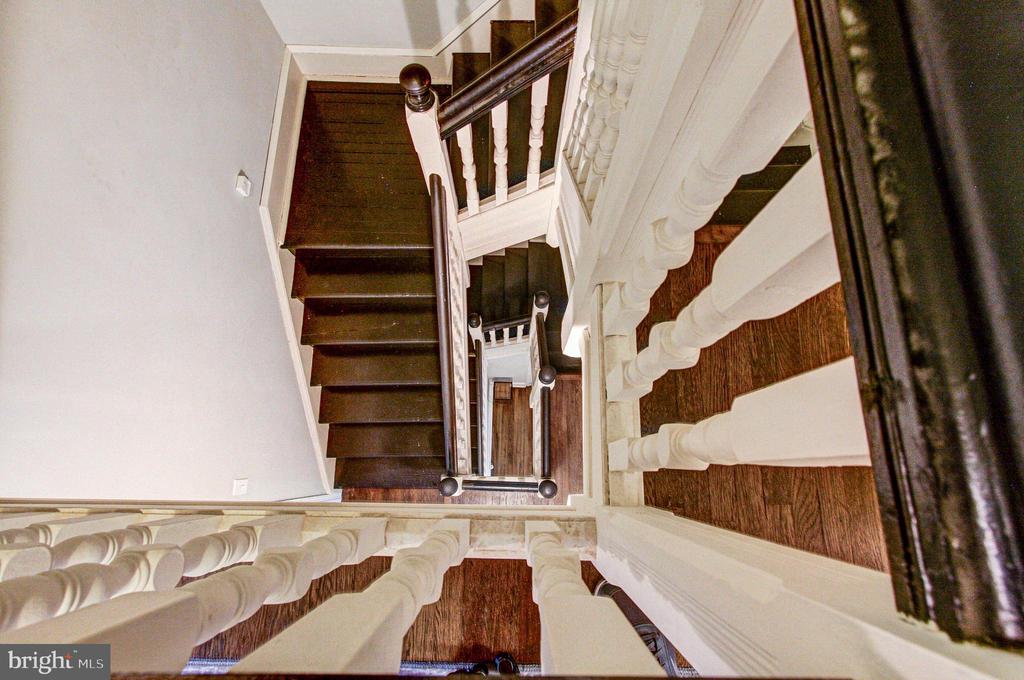 149 FERNBROOK AVENUE