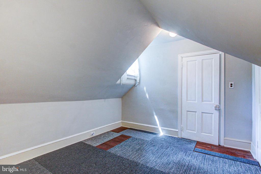 149 FERNBROOK AVENUE