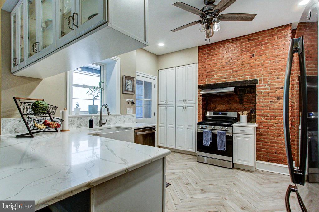 149 FERNBROOK AVENUE