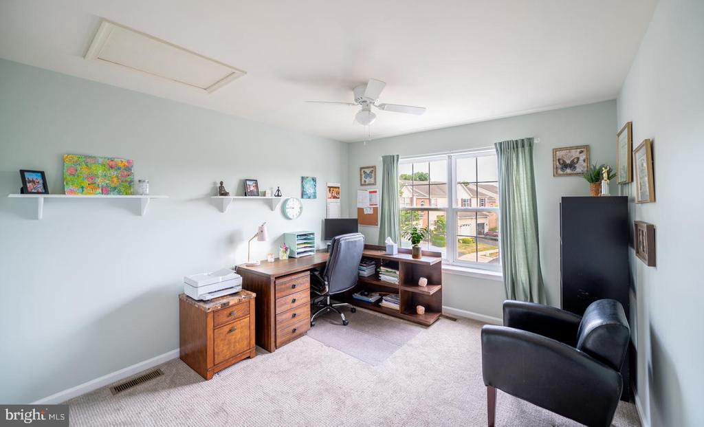 929 CHOLET DRIVE