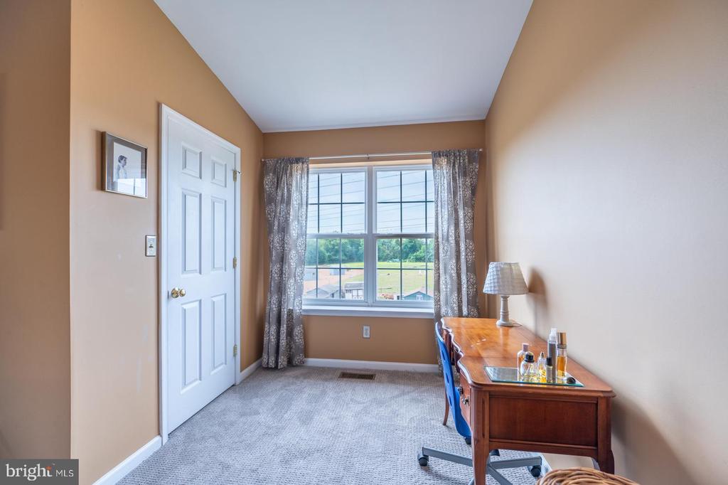 929 CHOLET DRIVE