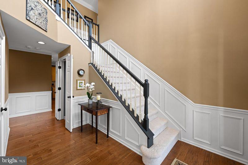 101 MEADOWGREEN DRIVE