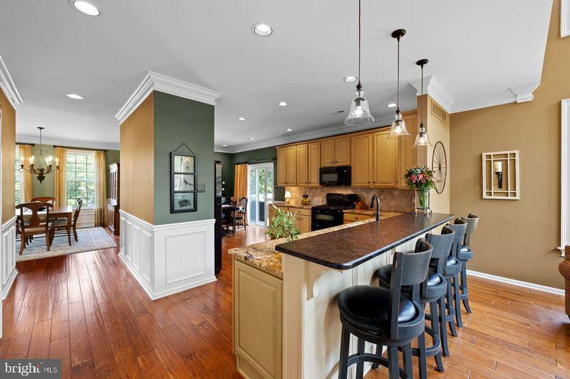 101 MEADOWGREEN DRIVE