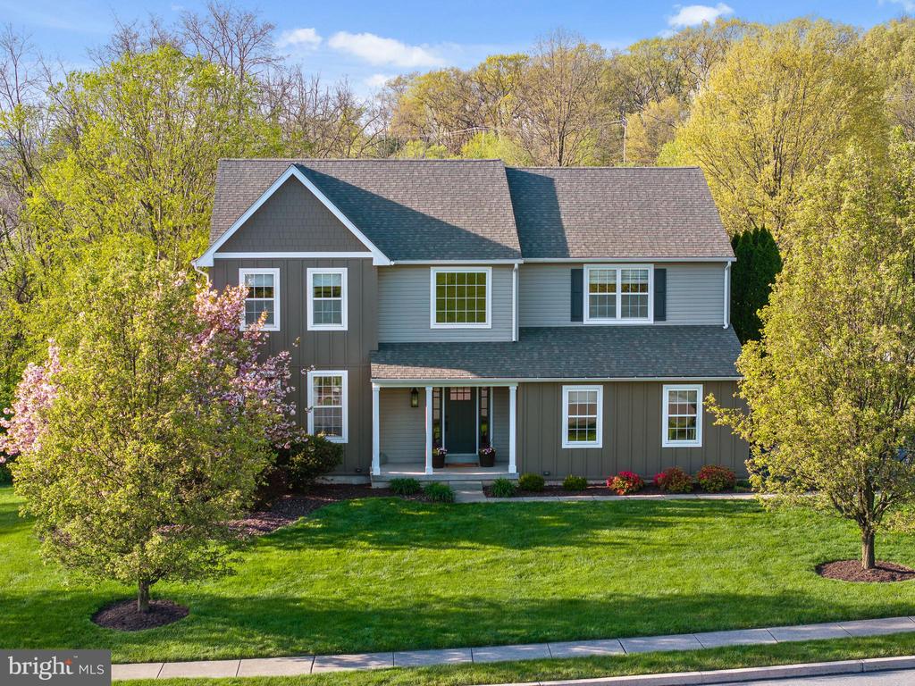 101 MEADOWGREEN DRIVE