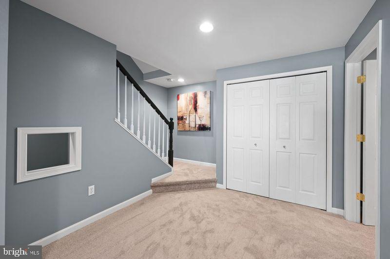 101 MEADOWGREEN DRIVE