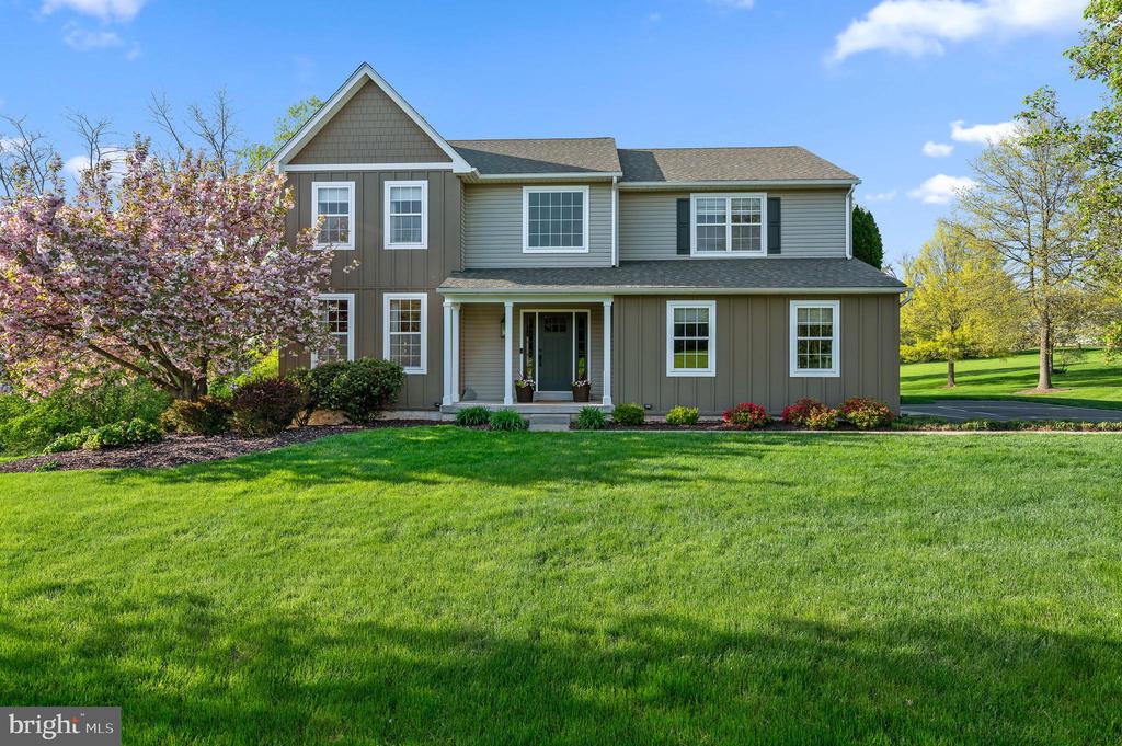 101 MEADOWGREEN DRIVE