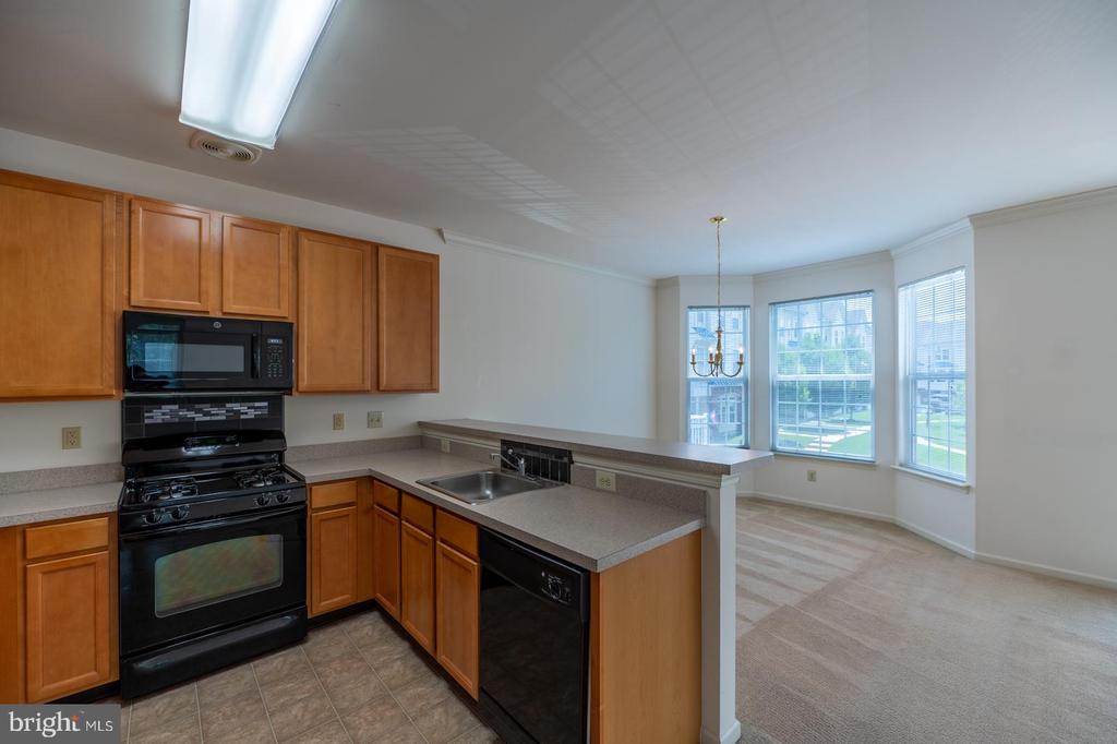 68 ROGERSON COURT Unit: 68