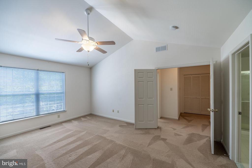 68 ROGERSON COURT Unit: 68
