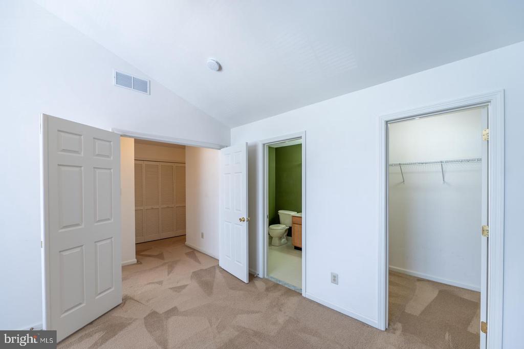 68 ROGERSON COURT Unit: 68