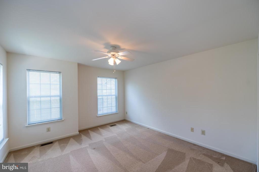 68 ROGERSON COURT Unit: 68