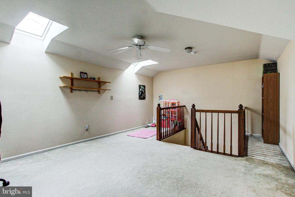232 GEORGETOWNE COURT