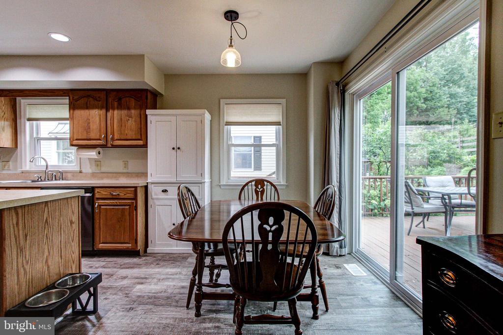 232 GEORGETOWNE COURT