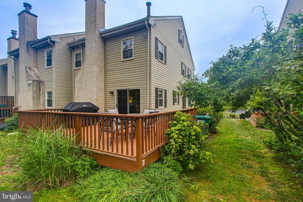 232 GEORGETOWNE COURT