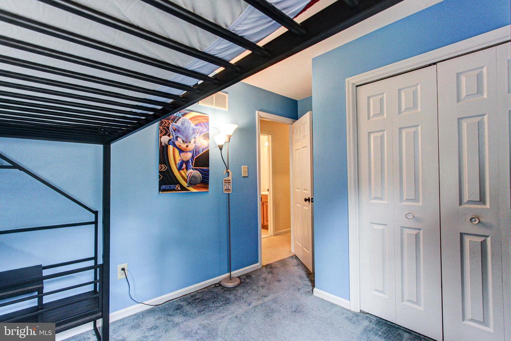 232 GEORGETOWNE COURT