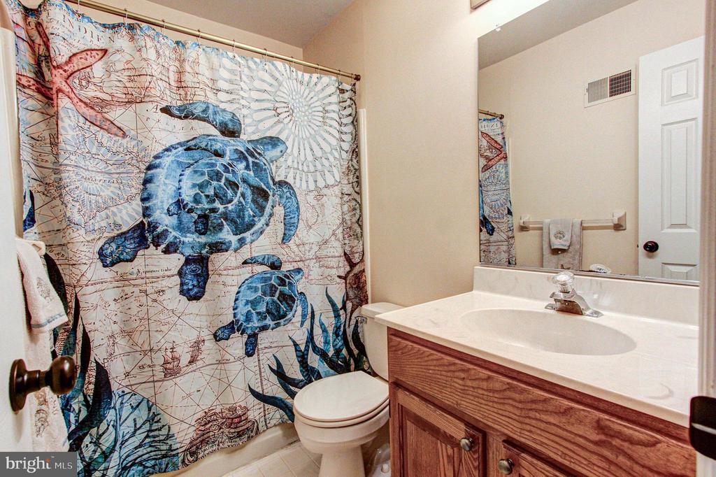 232 GEORGETOWNE COURT