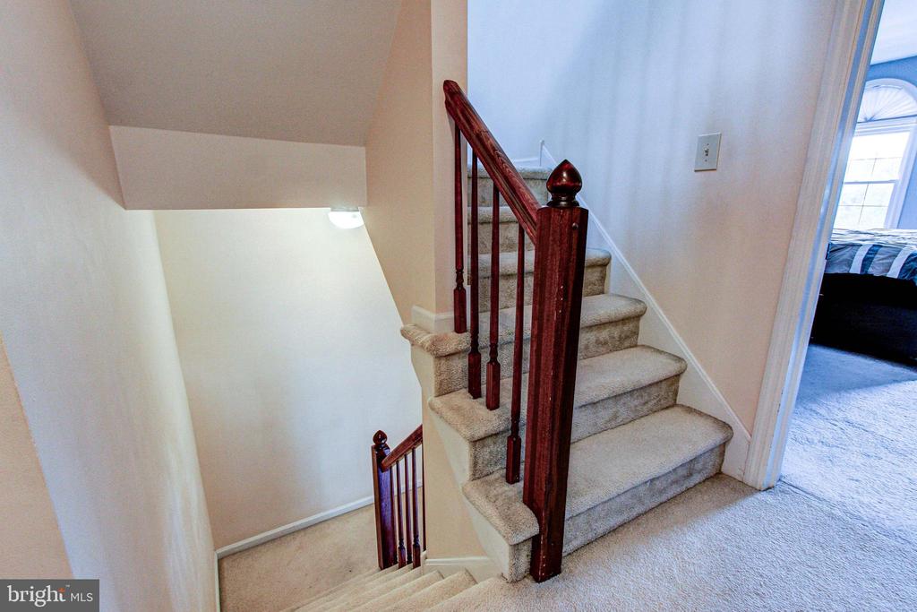 232 GEORGETOWNE COURT