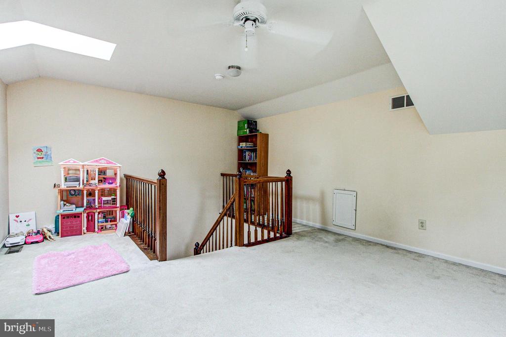 232 GEORGETOWNE COURT