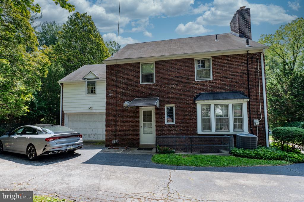 1403 SUSSEX ROAD