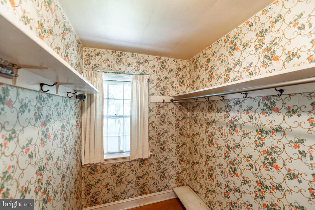1403 SUSSEX ROAD