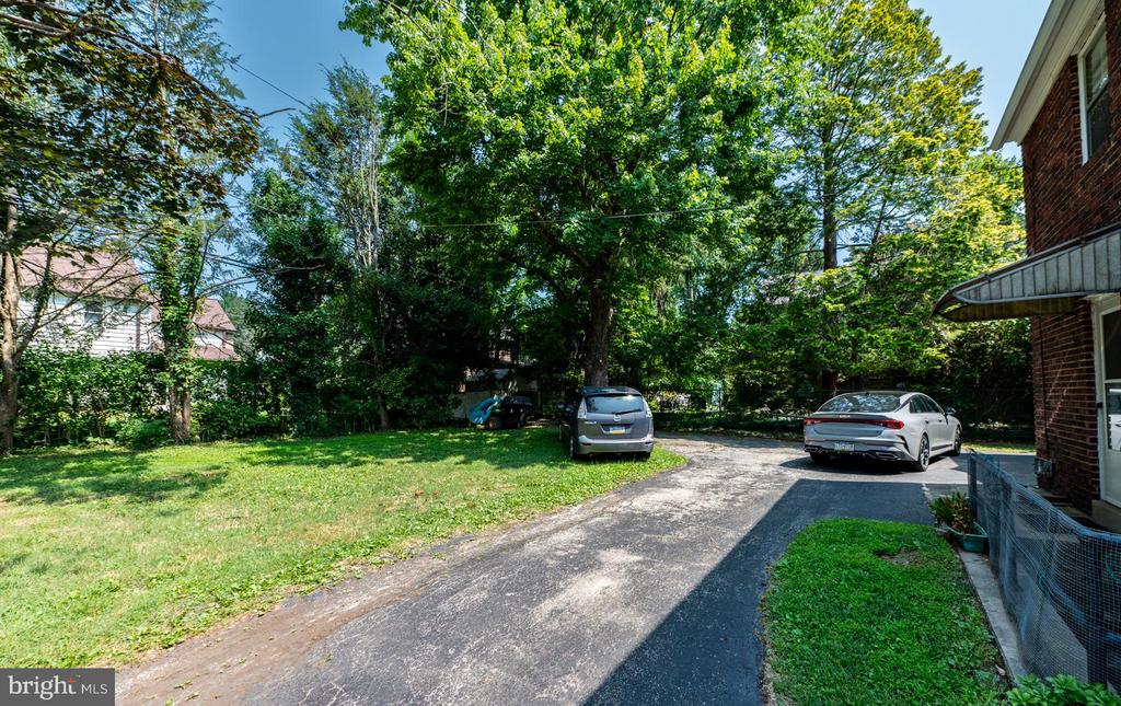 1403 SUSSEX ROAD