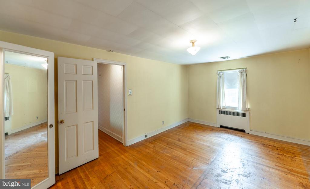 1403 SUSSEX ROAD