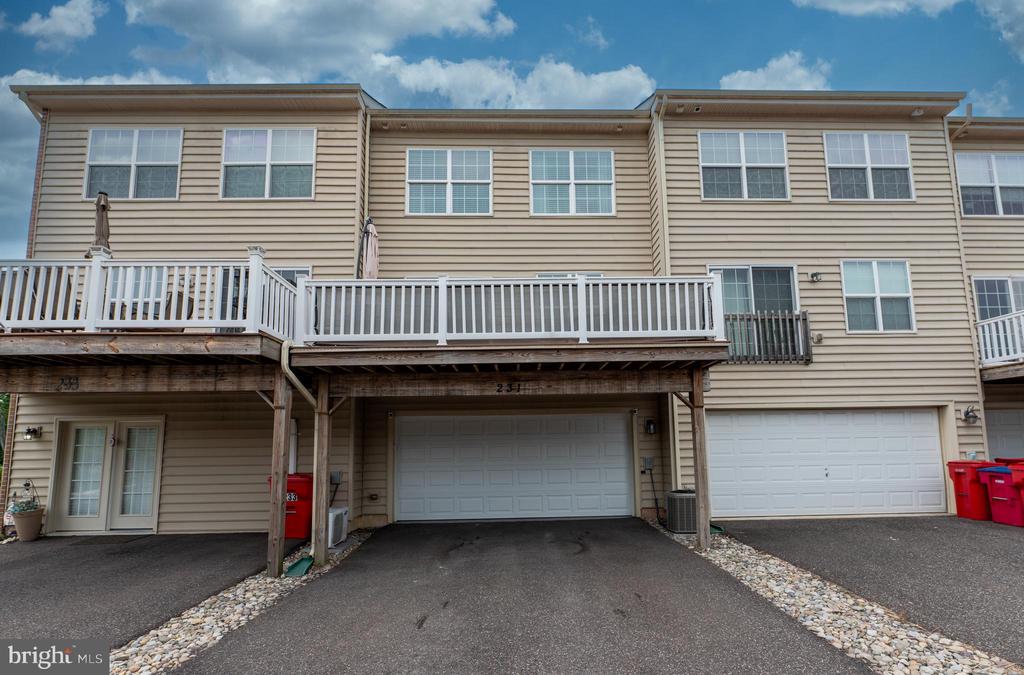 231 INDUSTRIAL HIGHWAY