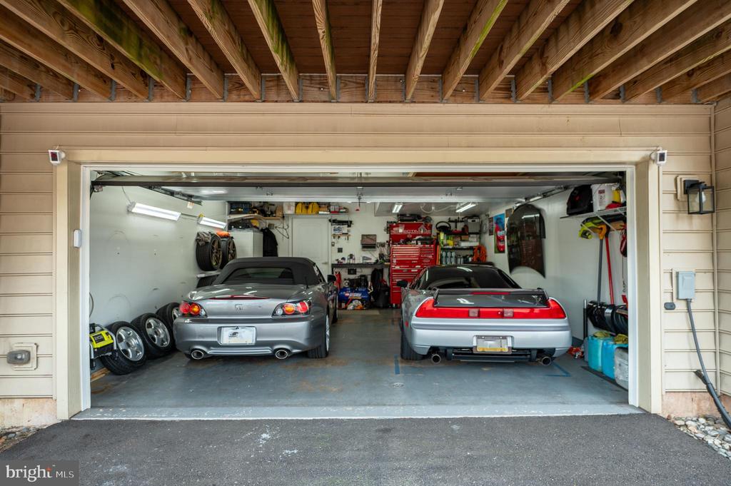 231 INDUSTRIAL HIGHWAY