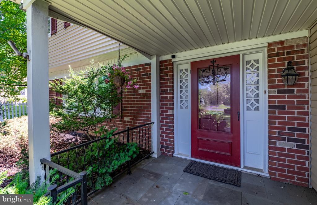 902 CAPITOL ROAD