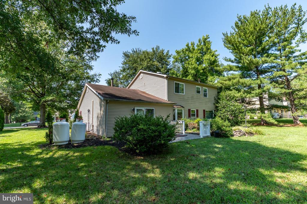 902 CAPITOL ROAD