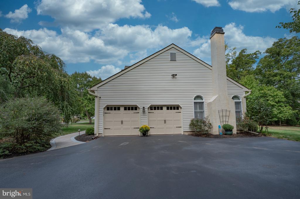 413 KRISTINES WAY