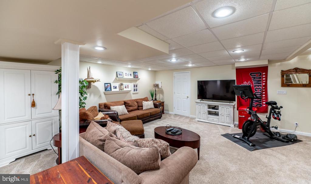 413 KRISTINES WAY