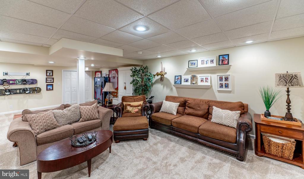 413 KRISTINES WAY