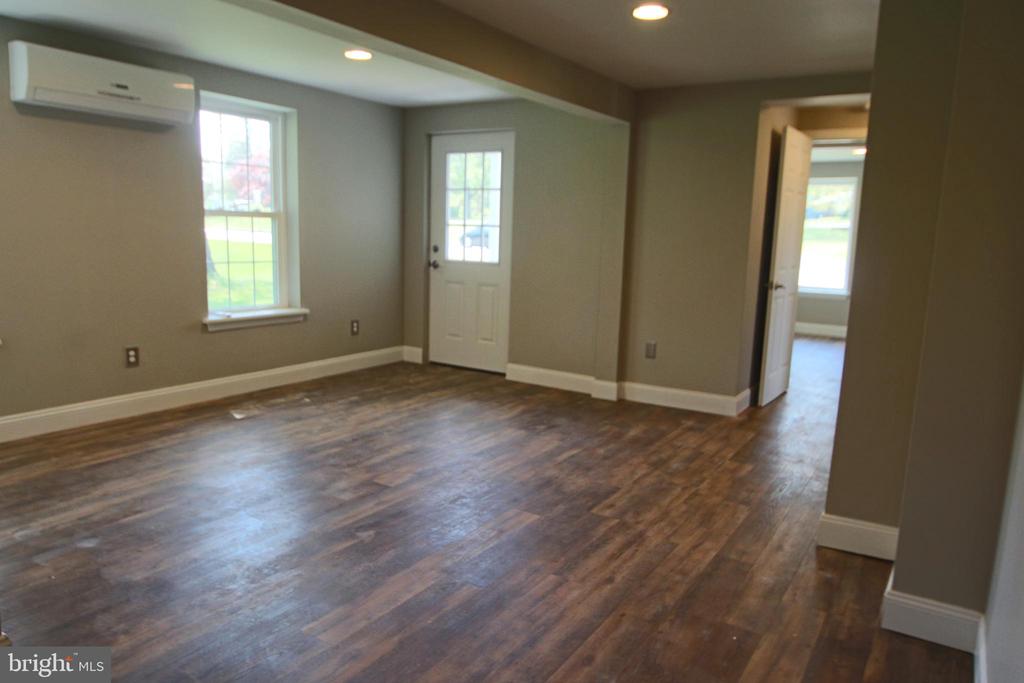 363 MAIN STREET Unit: UNIT A