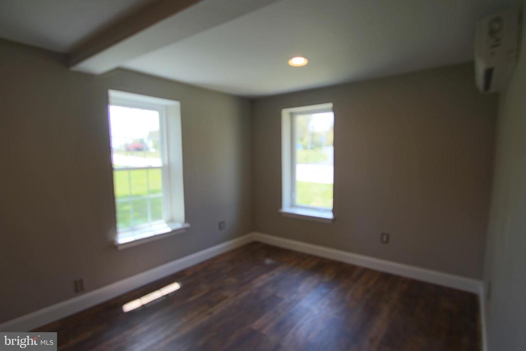 363 MAIN STREET Unit: UNIT A