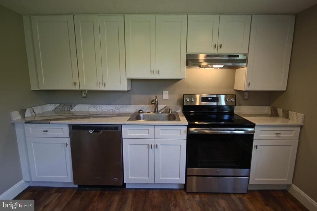 363 MAIN STREET Unit: UNIT A