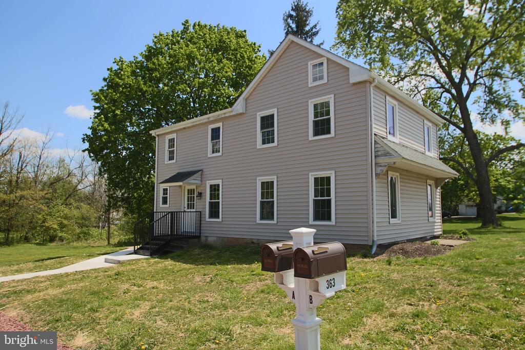 363 MAIN STREET Unit: UNIT A