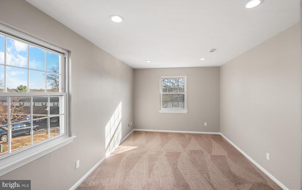170 OBERLIN TERRACE Unit: 14-Q