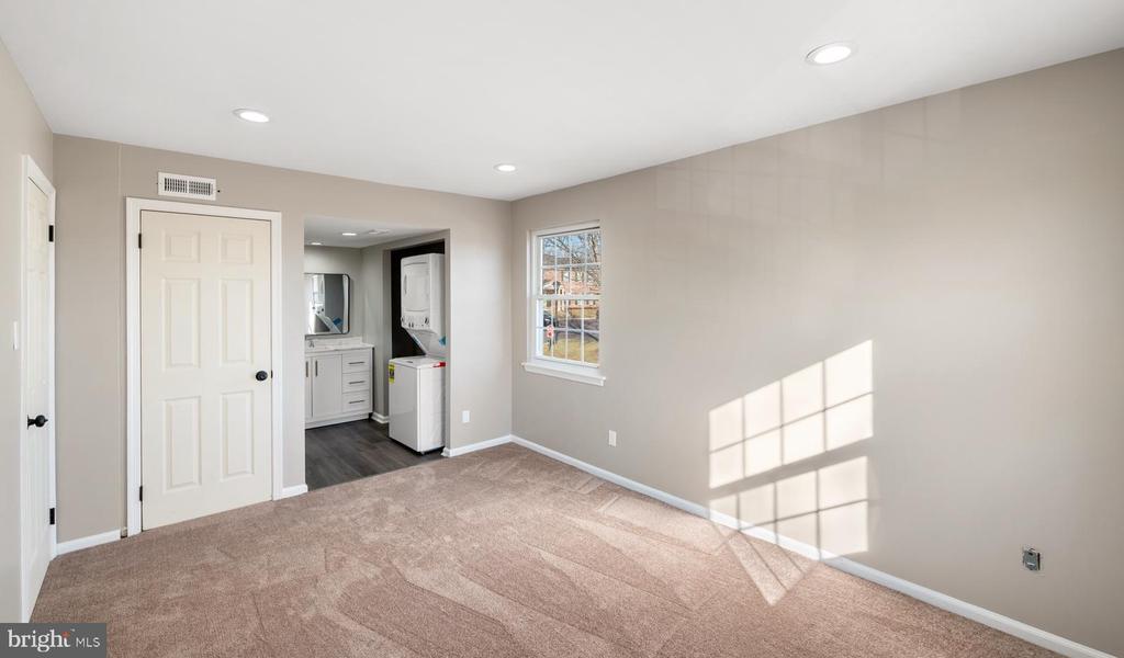 170 OBERLIN TERRACE Unit: 14-Q