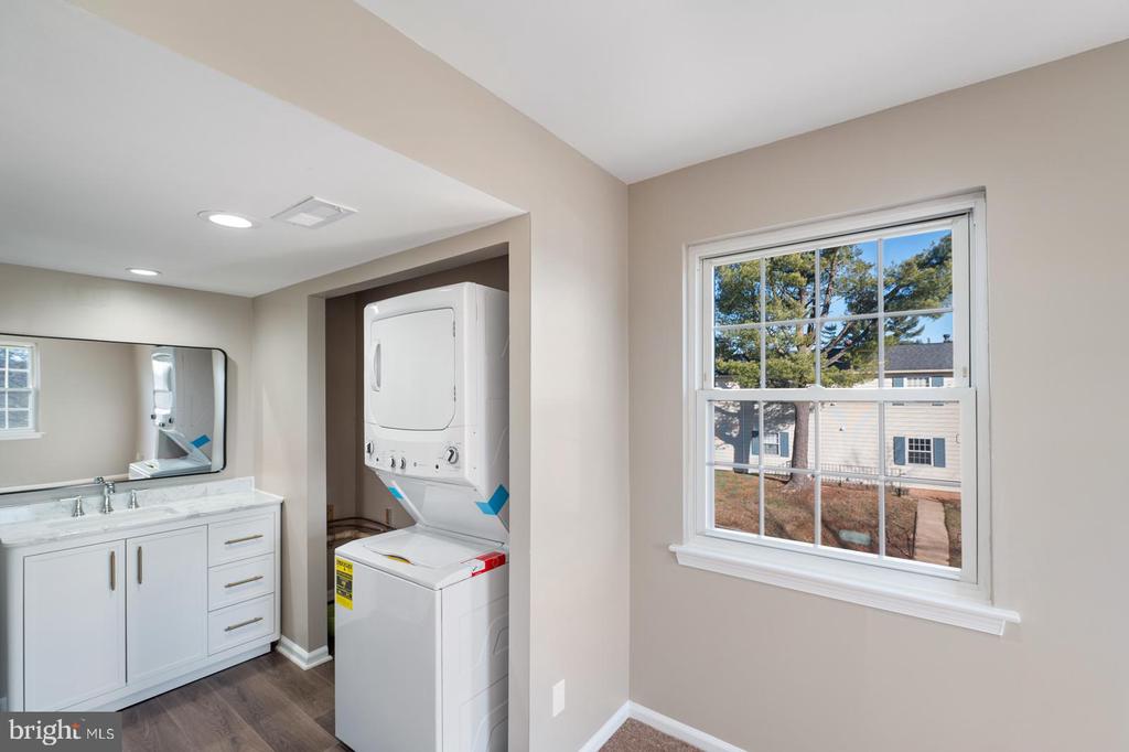 170 OBERLIN TERRACE Unit: 14-Q
