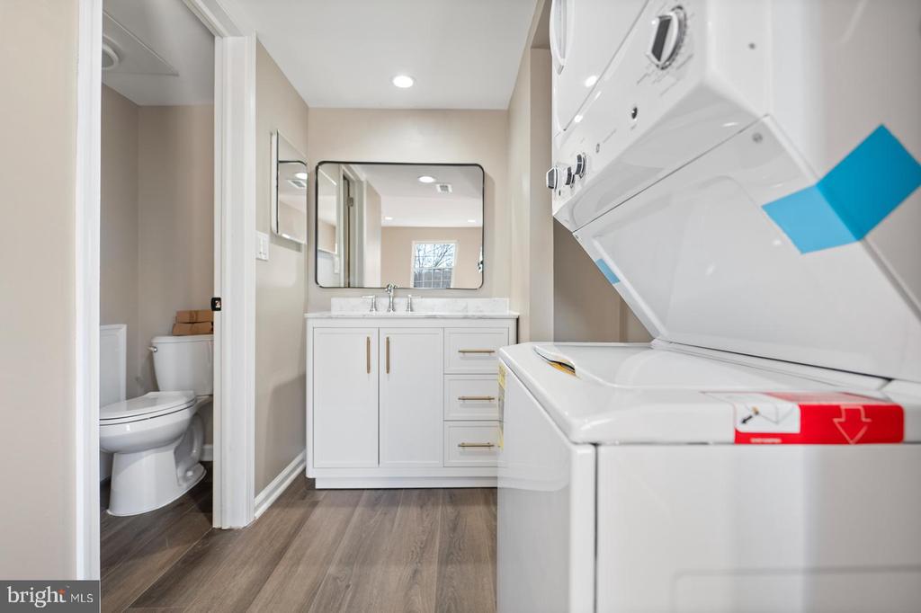170 OBERLIN TERRACE Unit: 14-Q