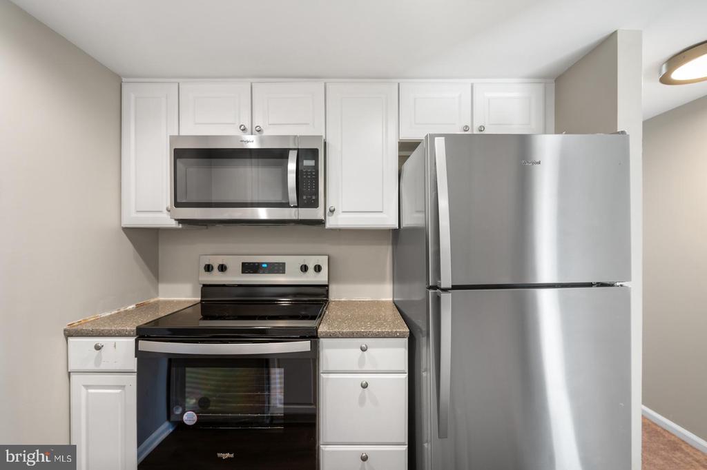 170 OBERLIN TERRACE Unit: 14-Q