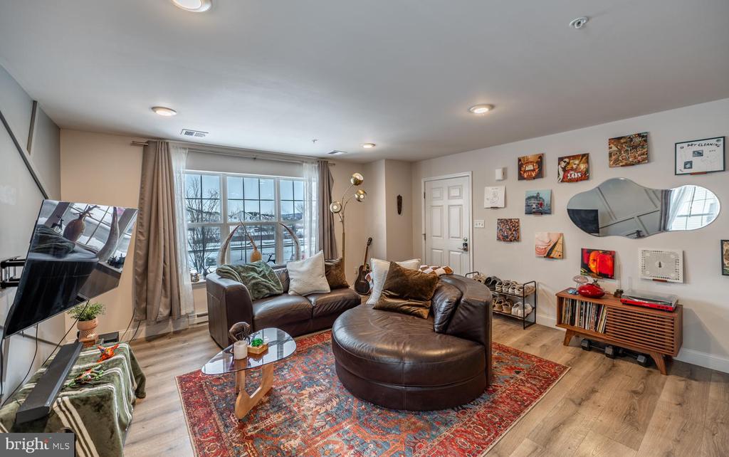 3052 GOSHEN DRIVE Unit: M73 L