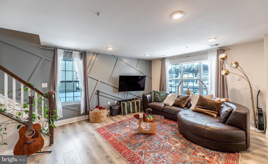3052 GOSHEN DRIVE Unit: M73 L