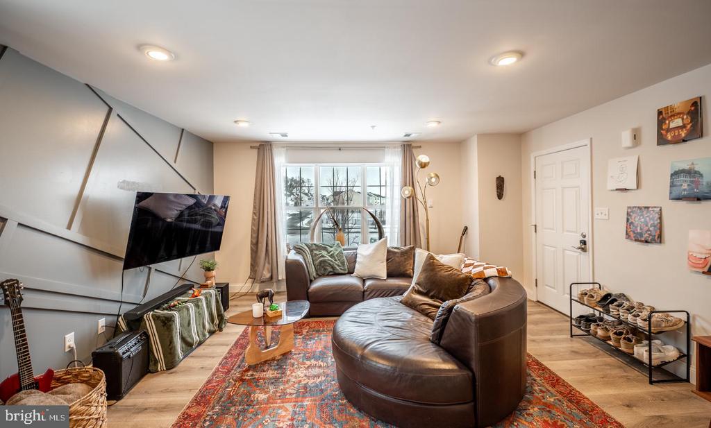 3052 GOSHEN DRIVE Unit: M73 L