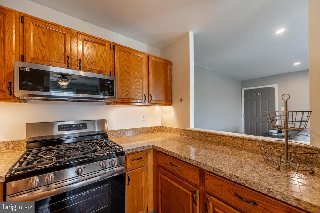 121 WILLIAM PENN Unit: 121