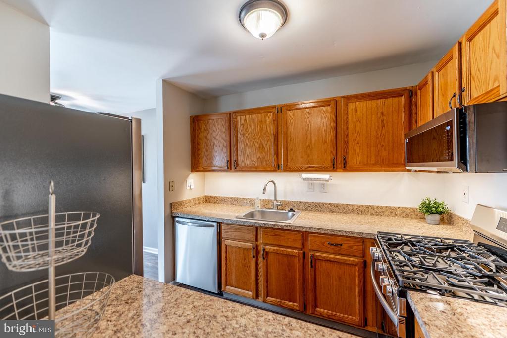 121 WILLIAM PENN Unit: 121