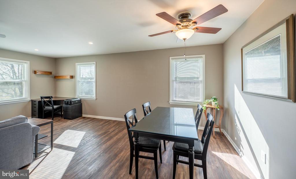121 WILLIAM PENN Unit: 121