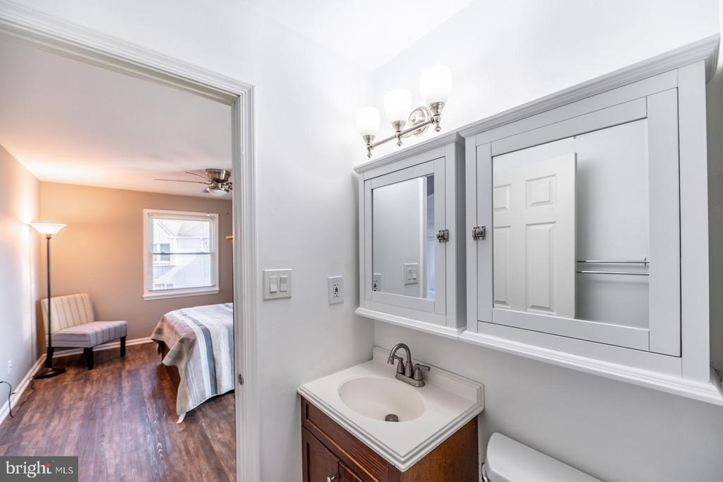121 WILLIAM PENN Unit: 121