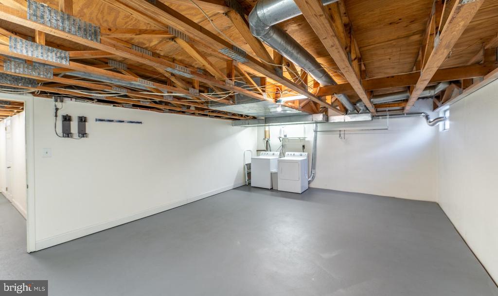 121 WILLIAM PENN Unit: 121