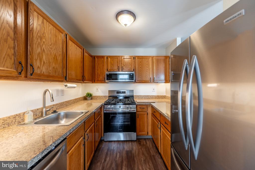 121 WILLIAM PENN Unit: 121